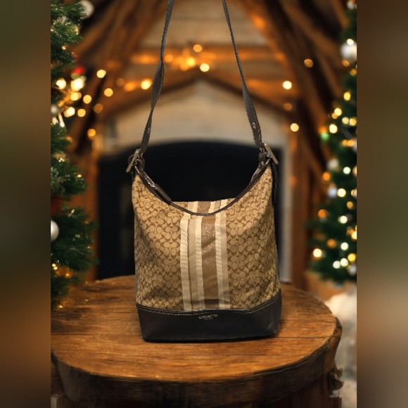 Coach Legacy 19918 Vintage Signature Shoulder Bag - Tan/Brown Jacquard & Leather - Picture 4 of 16